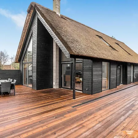 Holiday home 3 Bedroom In Romo *